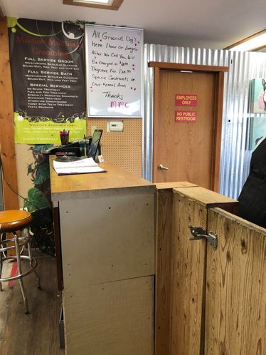 Mission Mountain Pet Service Inc.: 11 7th Ave W, Polson, MT 59860